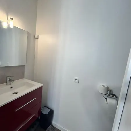 Apartment Appt 2 A Deux Pas De La Gare D'amiens *